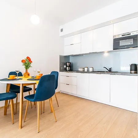 Apatramenty U Ireny - Blizej Morza