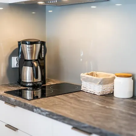 Apatramenty U Ireny - Blizej Morza